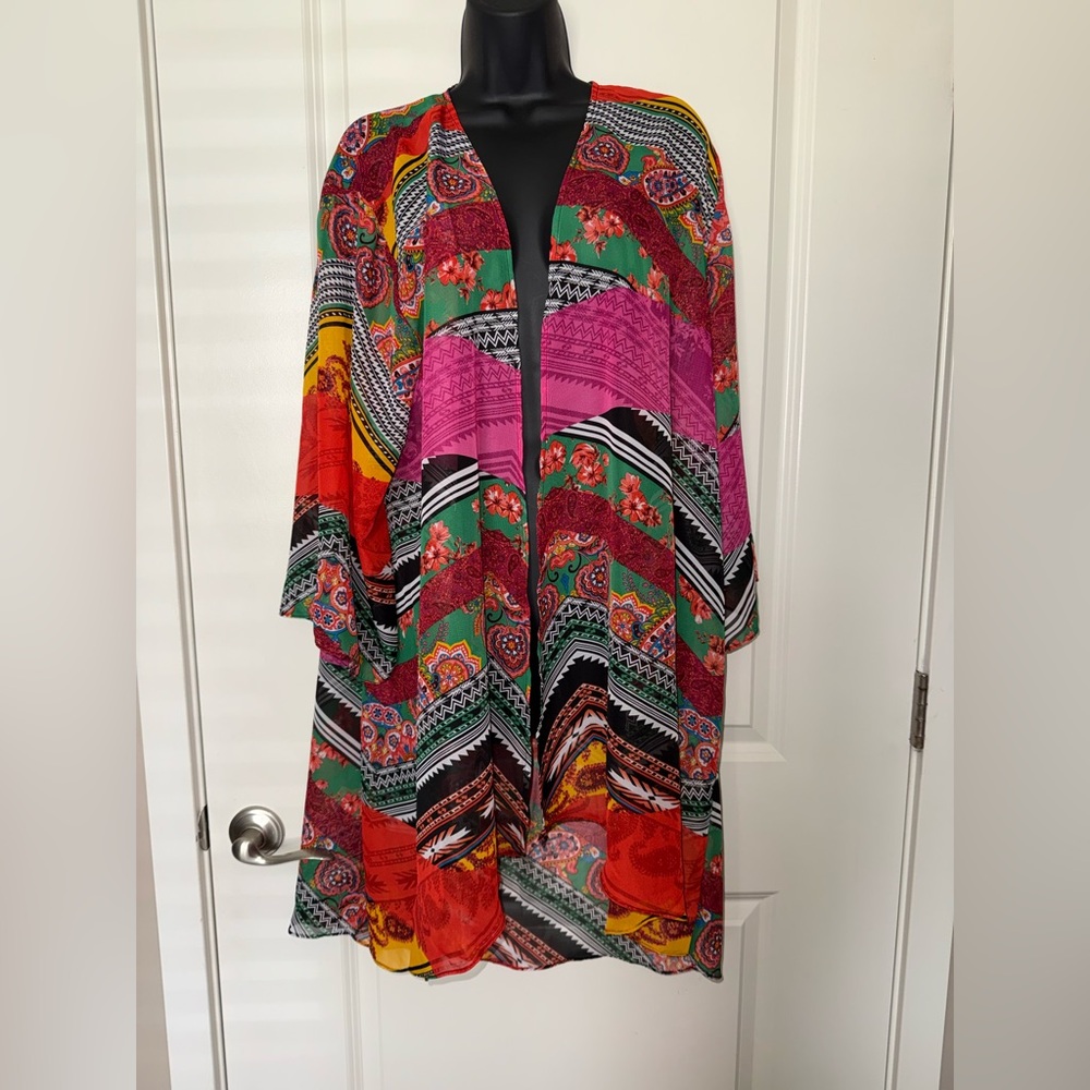 C Est 1946 Vibrant Multicolor Boho Kimono Women’s Size 14/16 Paisley Floral